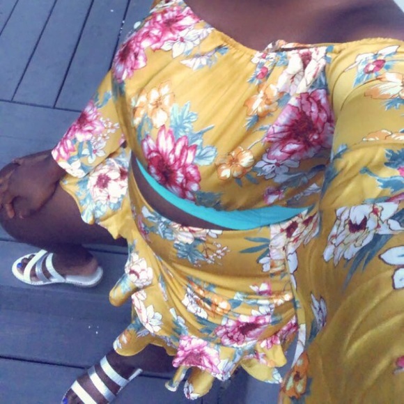 Fashion Nova Two Piece est - Picture 2 of 2